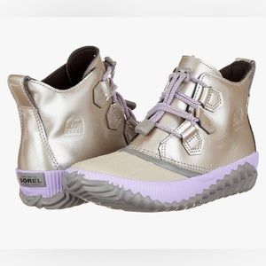 COPY - Sorel Out N About Plus Boot - Girls' Quarry/Chrome Grey
